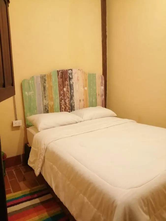 Astromelia Hostal Bogota Guest house