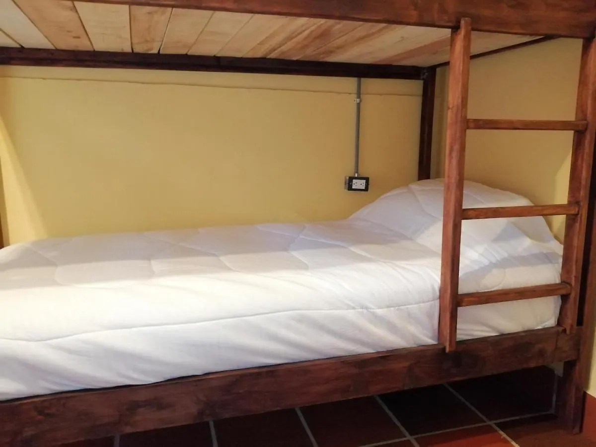 Astromelia Hostal Bogota Colombia